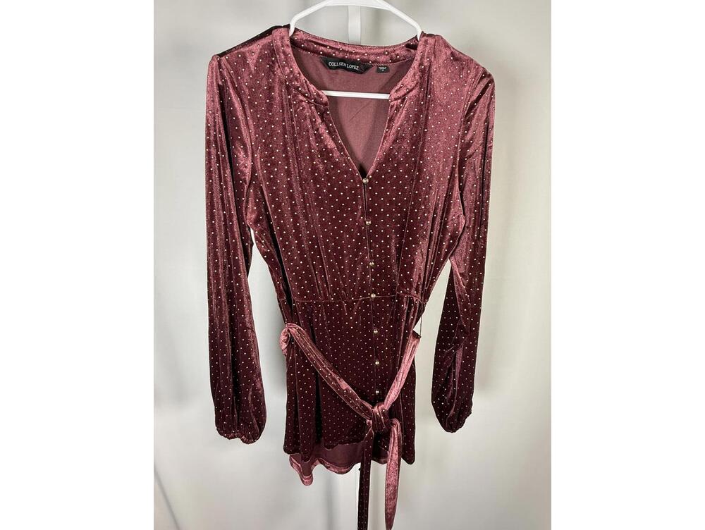 NWT Colleen Lopez Women's Belted Velvet Tunic Cabernet Size Medium - Picture 2 of 6